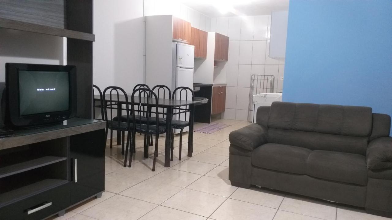 Conjunto Residencial Verdes Mares 구아라투바 외부 사진